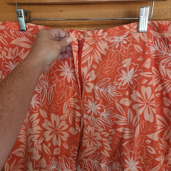 Jade 💜 Melody Tam Floral Crop Capri Pants Embroidered Beaded Orange‎ 14 X 24" - Picture 4 of 9